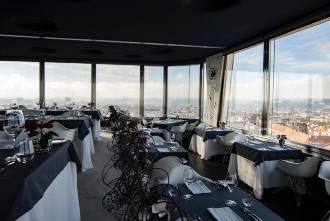 Clouds Restaurant